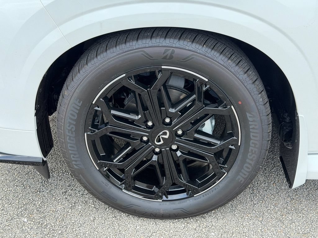 New 2027 INFINITI QX80 Sensory w/ Sport Exterior Package AWD/4WD image 15