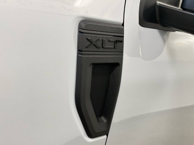 New 2025 Ford Maverick XLT w/ XLT Luxury Package image 21