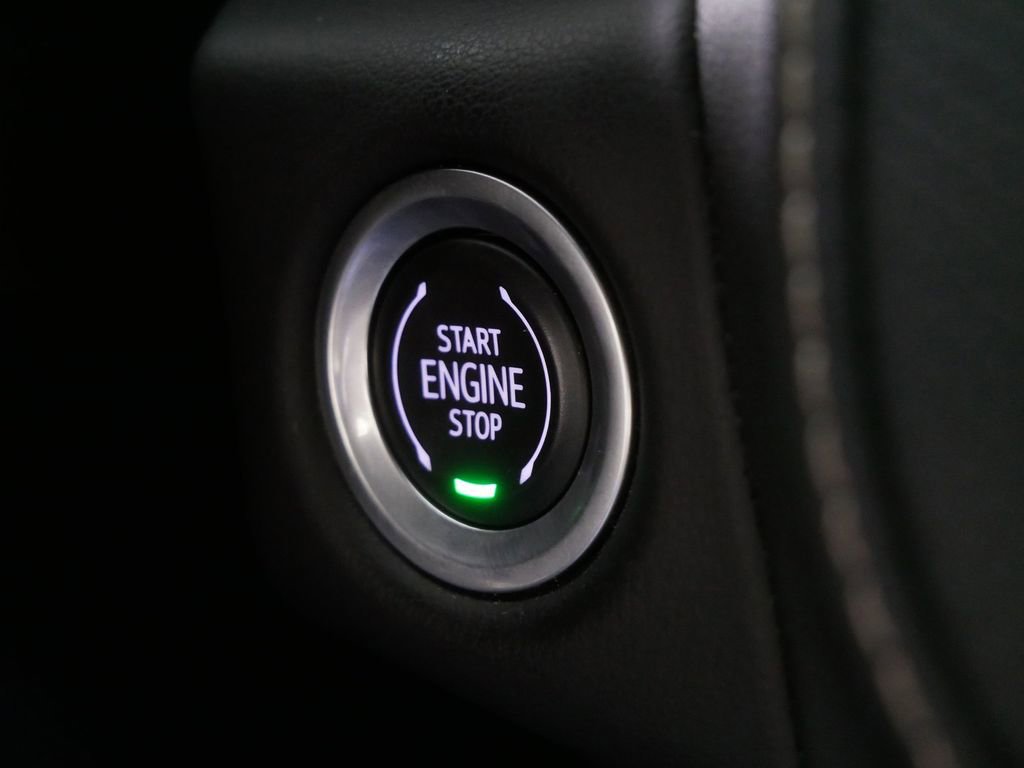 Used 2023 GMC Yukon SLT image 26