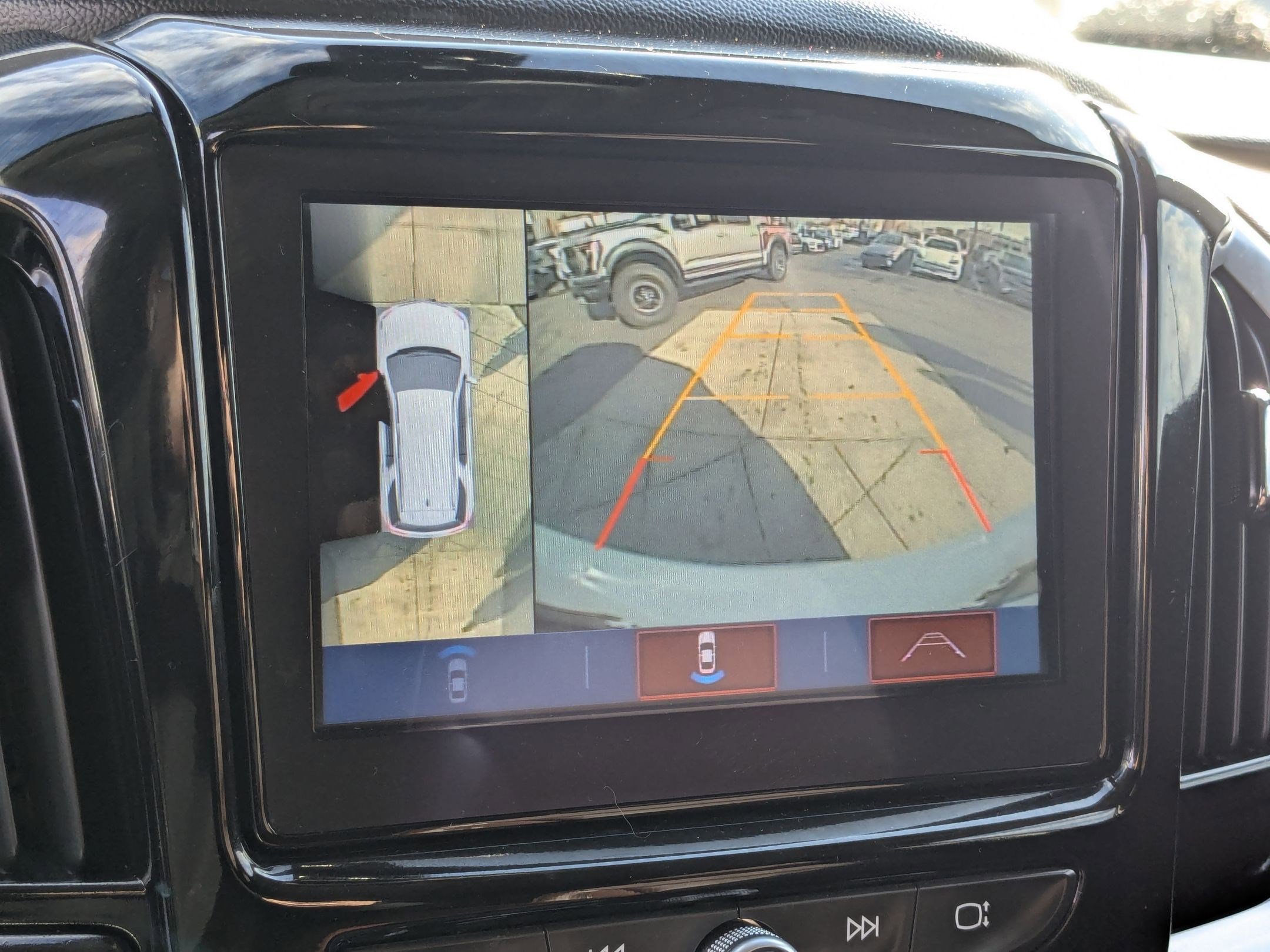 Used 2018 Chevrolet Traverse High Country image 22