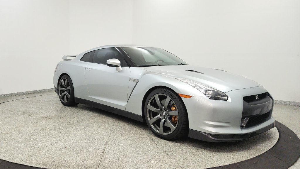 Used 2009 Nissan GT-R Premium AWD/4WD image 7