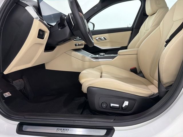 Certified 2023 BMW 330i xDrive Sedan w/ Premium Package AWD/4WD image 14