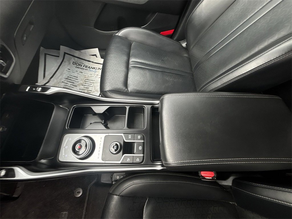 Used 2021 Kia Sorento S image 25