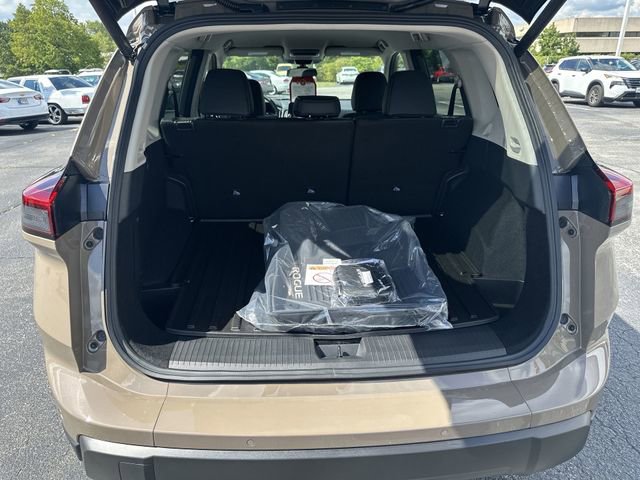 New 2026 Nissan Rogue SV image 30
