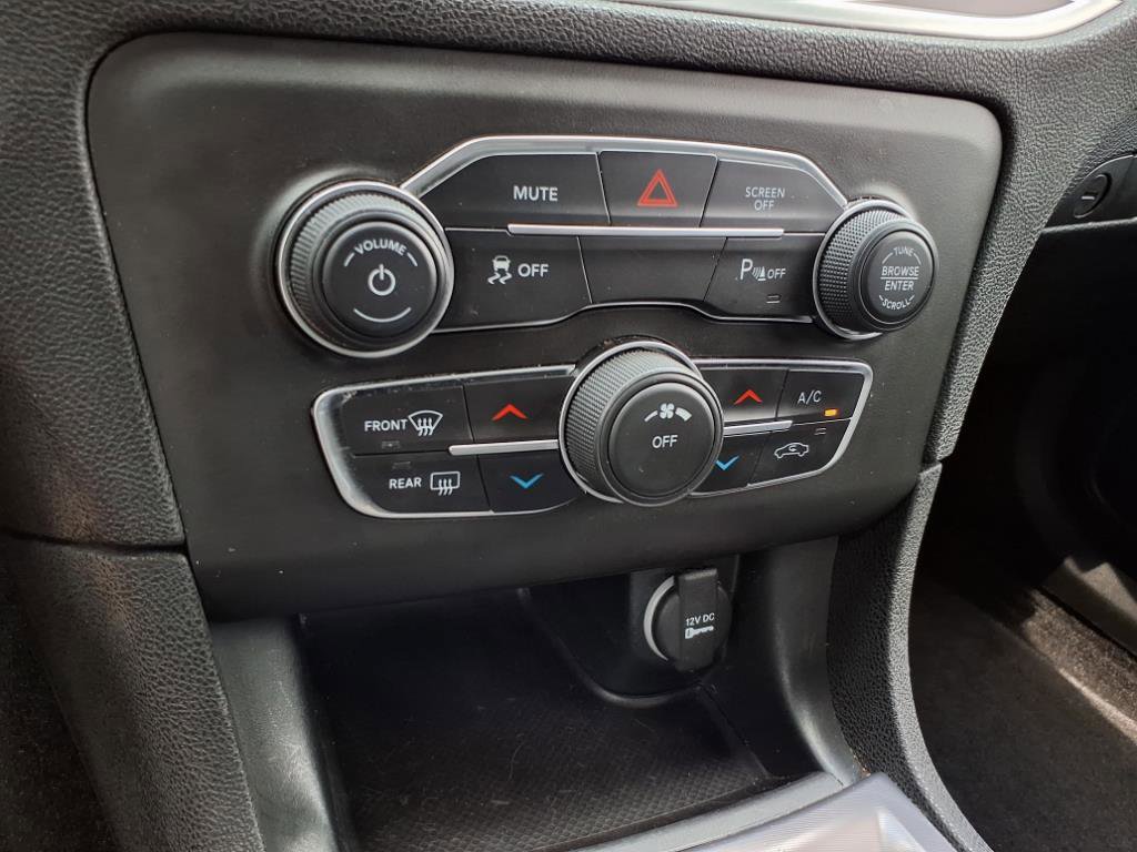 Used 2021 Dodge Charger SXT w/ Blacktop Package image 20