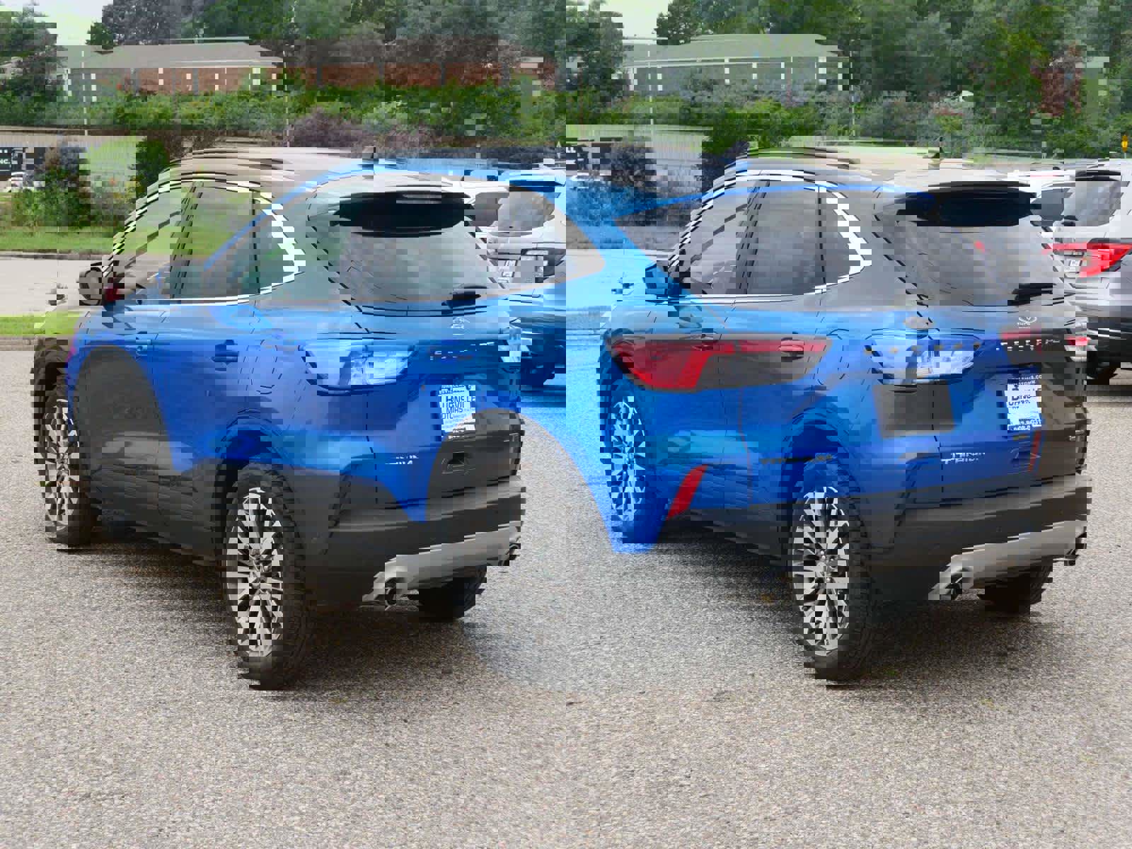 Used 2021 Ford Escape Titanium image 5