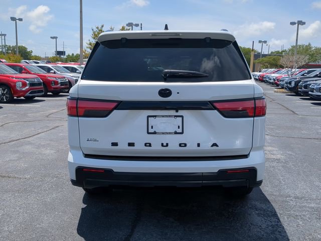 Used 2024 Toyota Sequoia Platinum AWD/4WD image 7