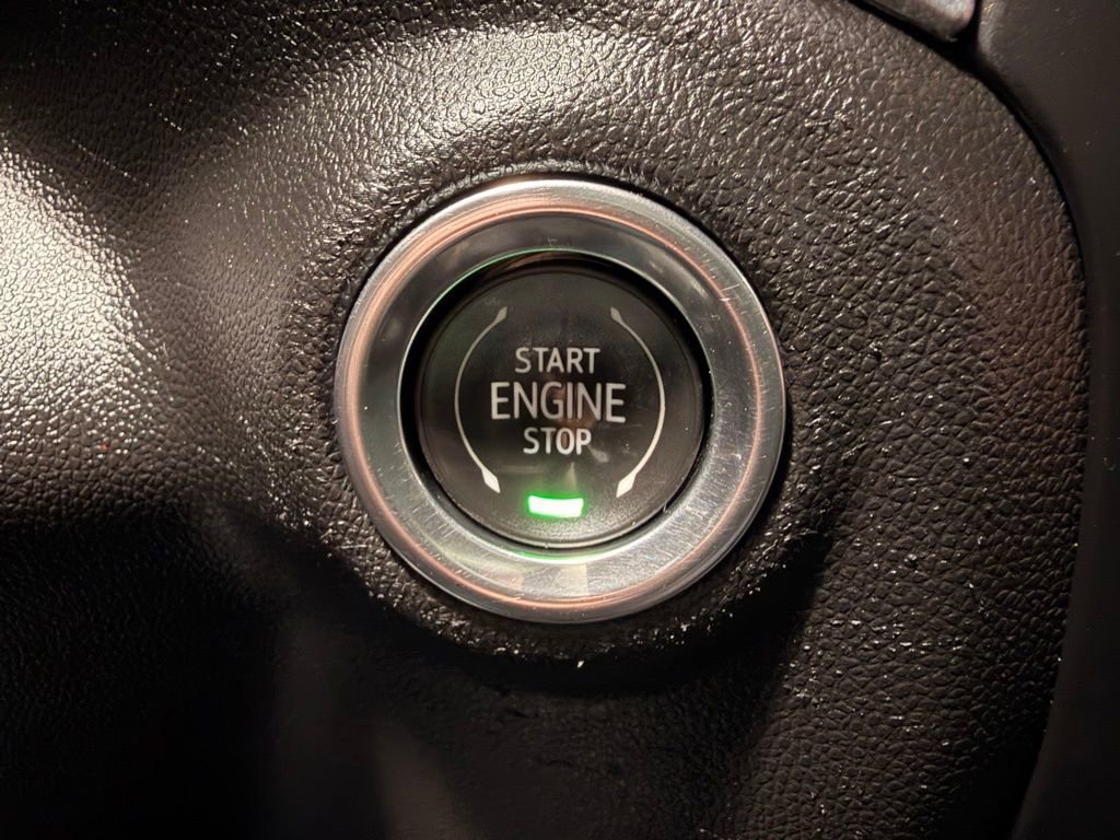 Used 2020 GMC Sierra 2500 SLE image 41