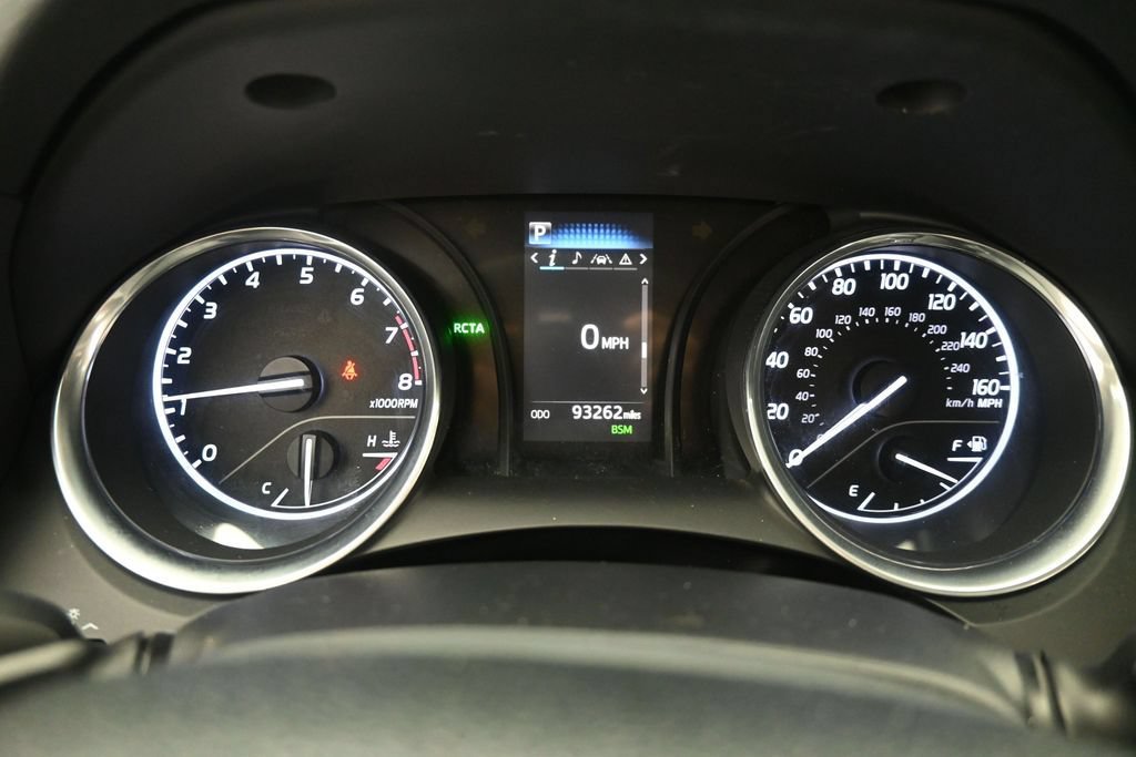 Used 2020 Toyota Camry SE w/ Audio Package FWD image 22
