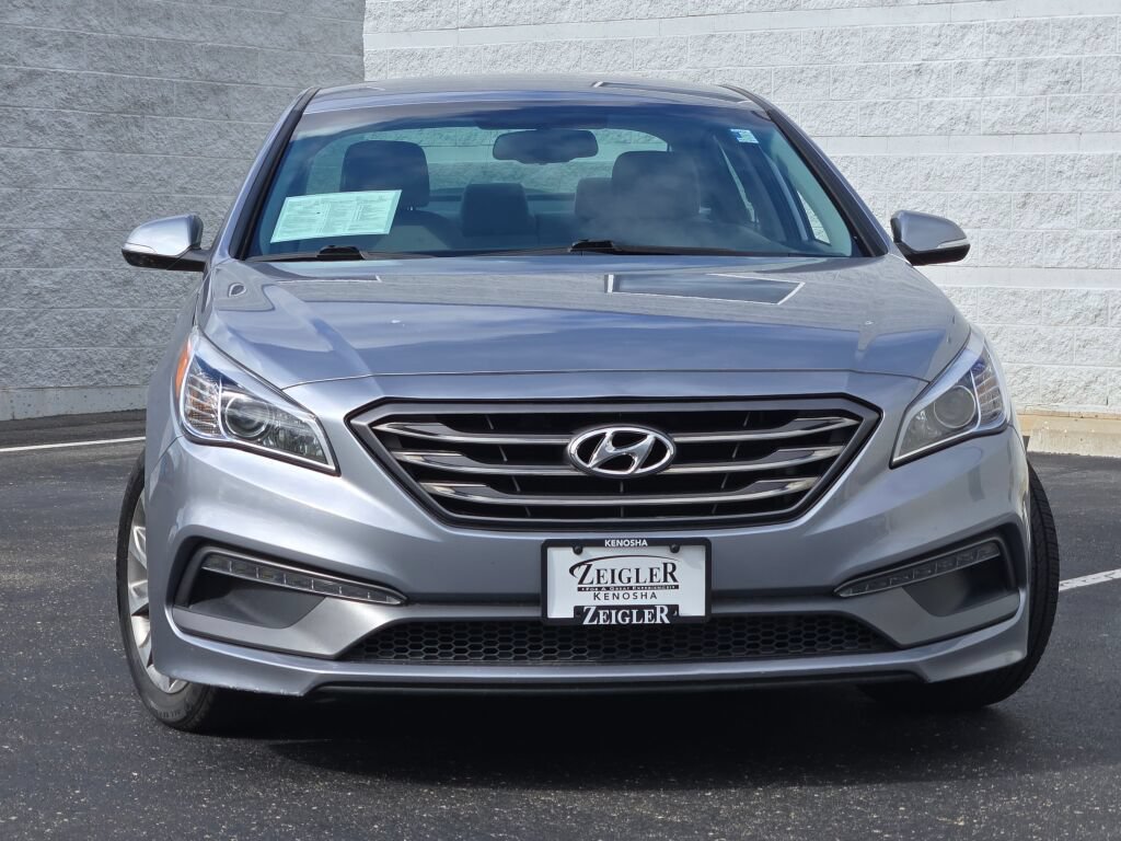 Used 2016 Hyundai Sonata Sport w/ Cargo Package FWD image 3