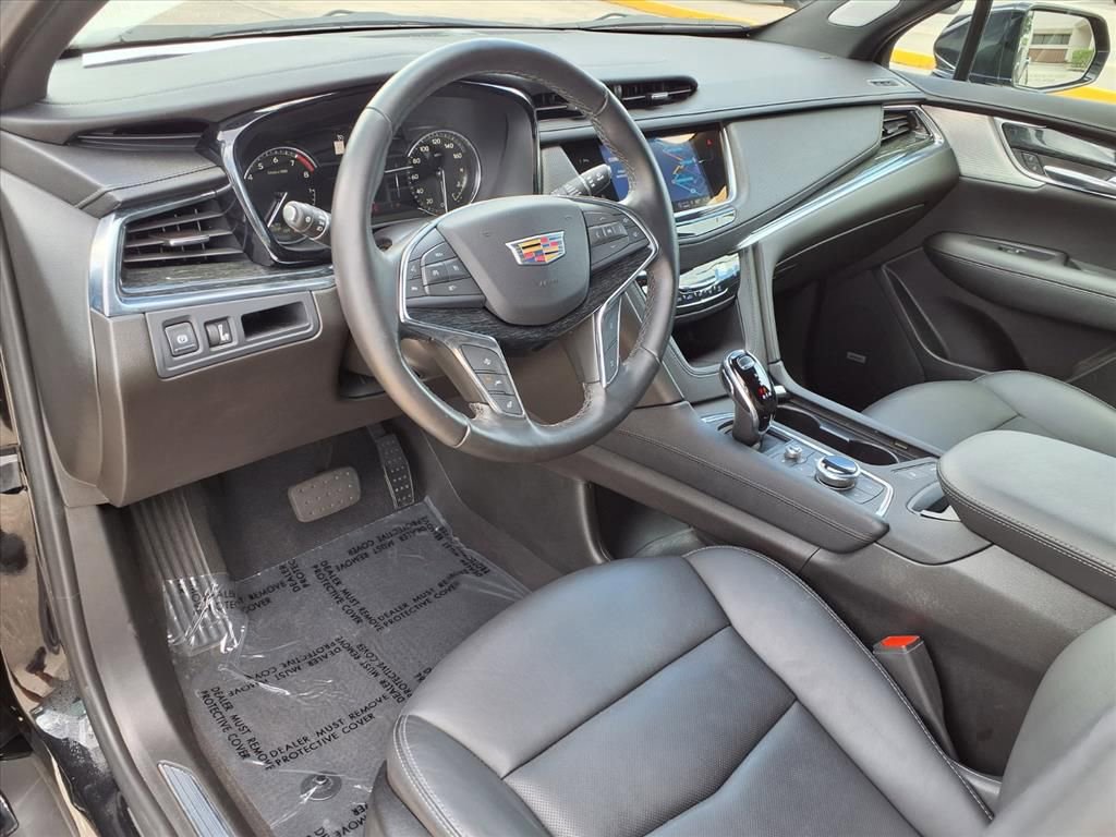 Certified 2022 Cadillac XT5 Premium Luxury FWD image 19