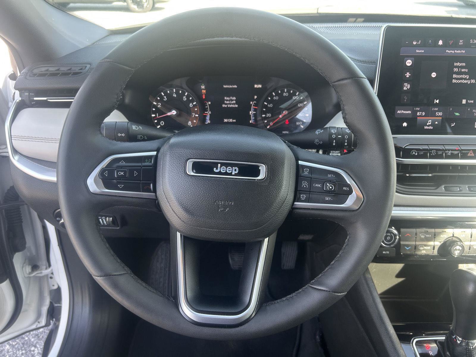 Used 2025 Jeep Compass Limited AWD/4WD image 16