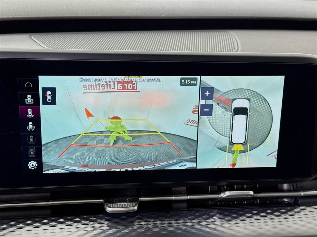 Used 2024 Kia Carnival SX Prestige image 7