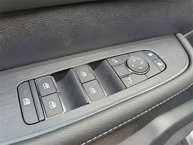 New 2025 Nissan Armada SV image 19