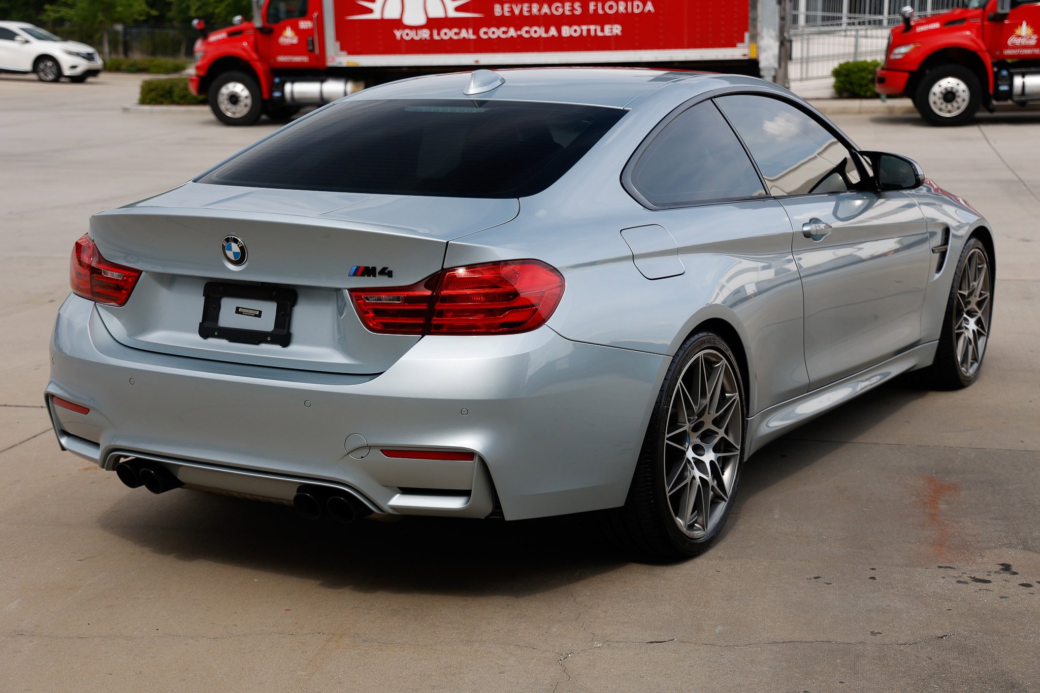 Used 2017 BMW M4 Coupe RWD image 15