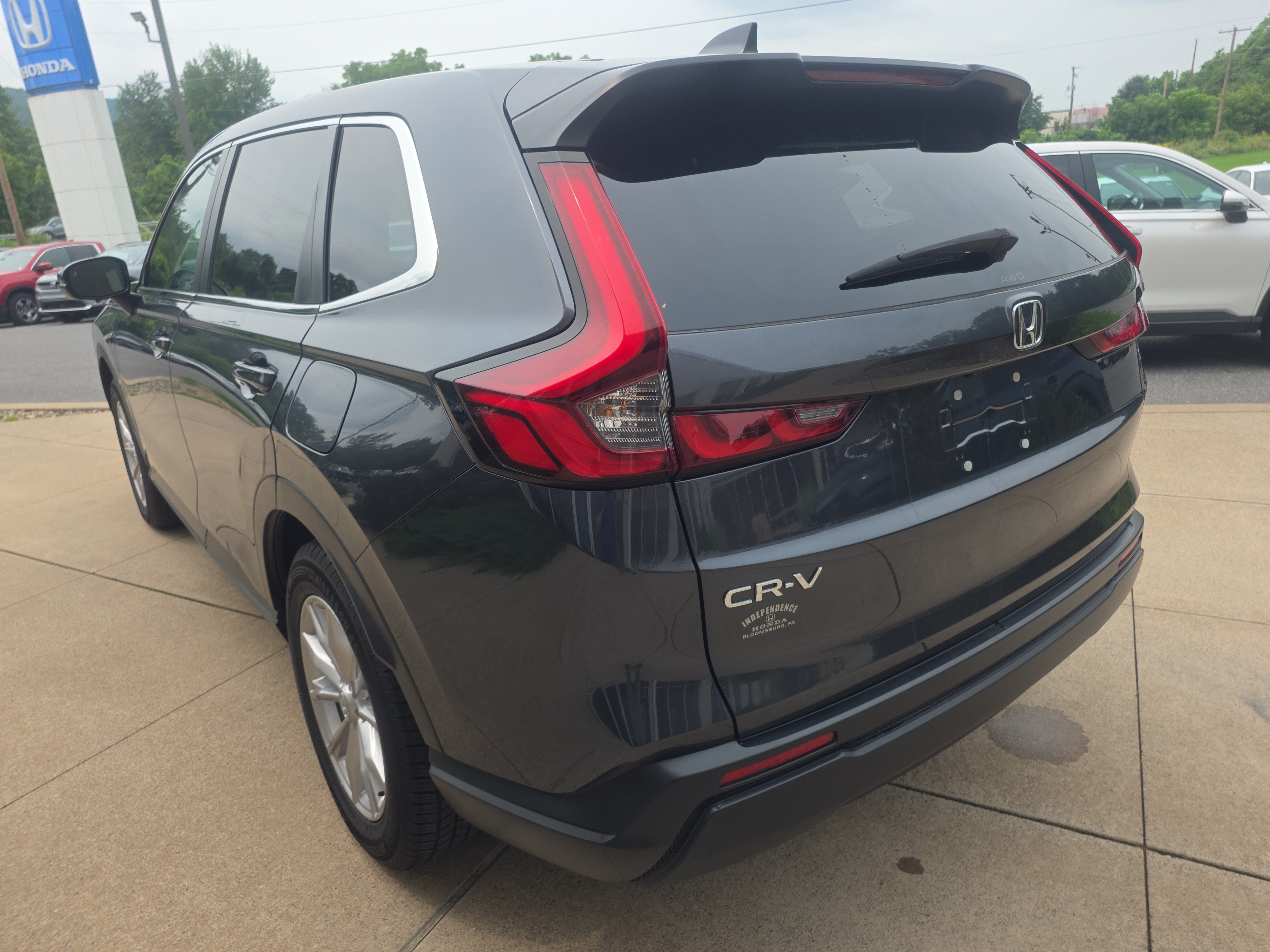 Used 2024 Honda CR-V EX image 7