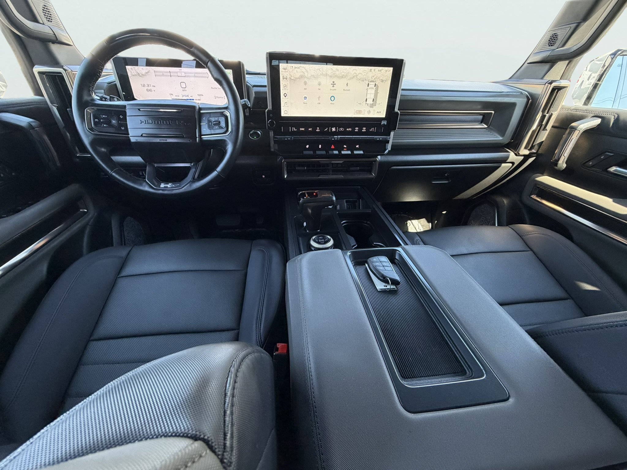 Used 2025 GMC Hummer EV 2X w/ LPO, Dark Essentials Package AWD/4WD image 20