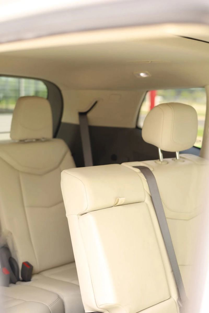 Used 2020 Cadillac XT6 Premium Luxury image 42