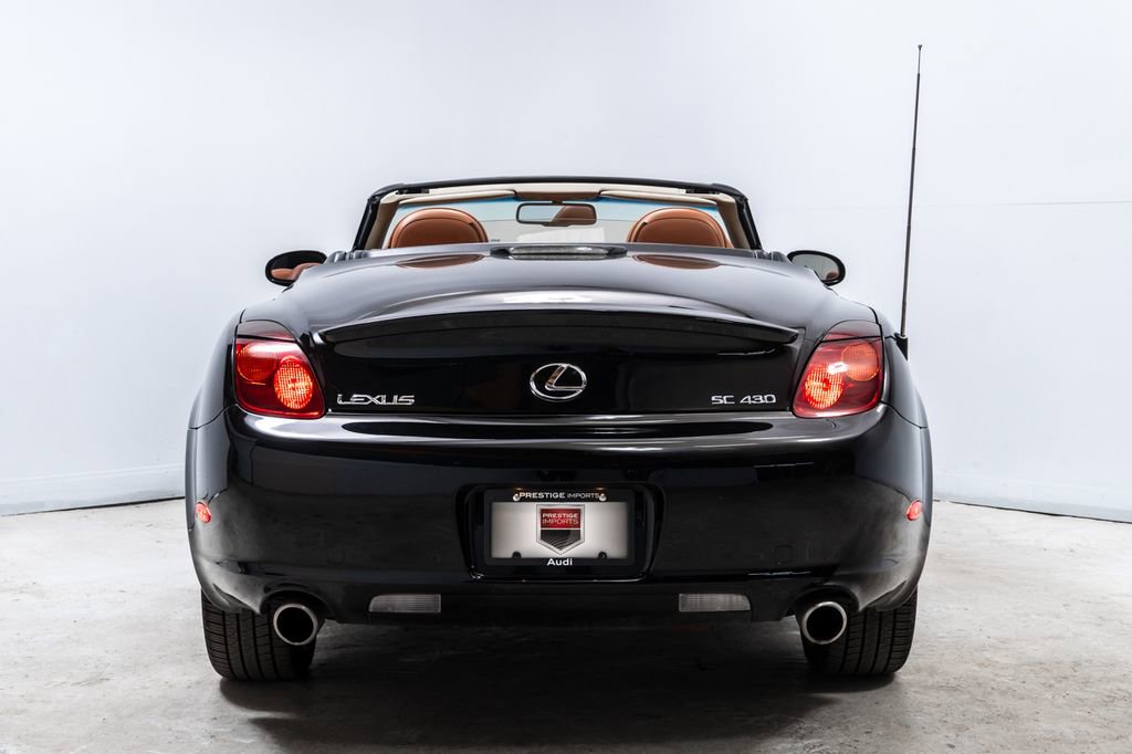Used 2004 Lexus SC 430 Convertible RWD image 6