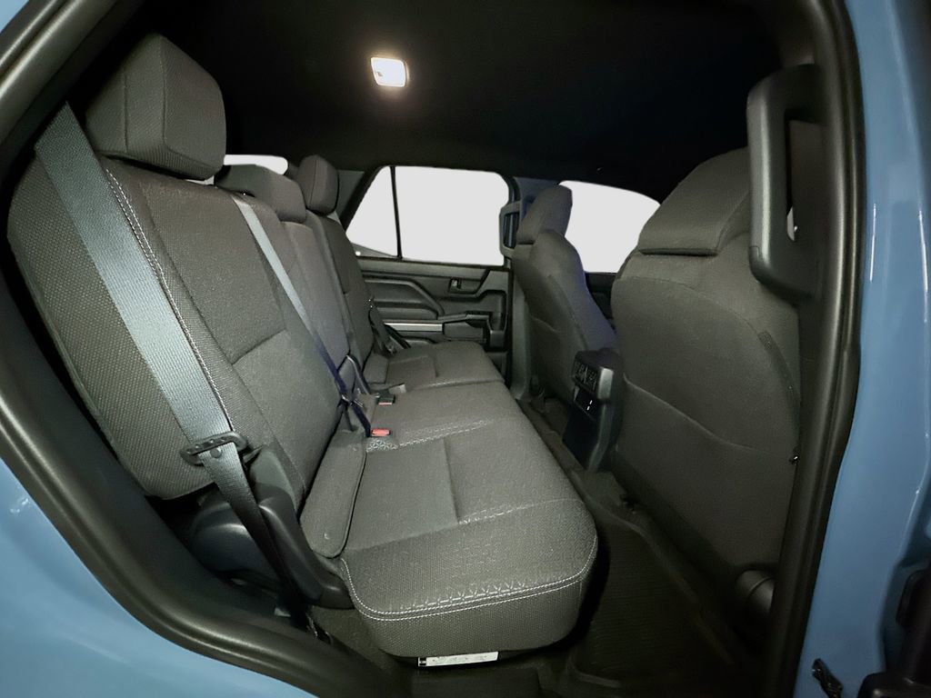 New 2026 Toyota 4Runner SR5 AWD/4WD image 31