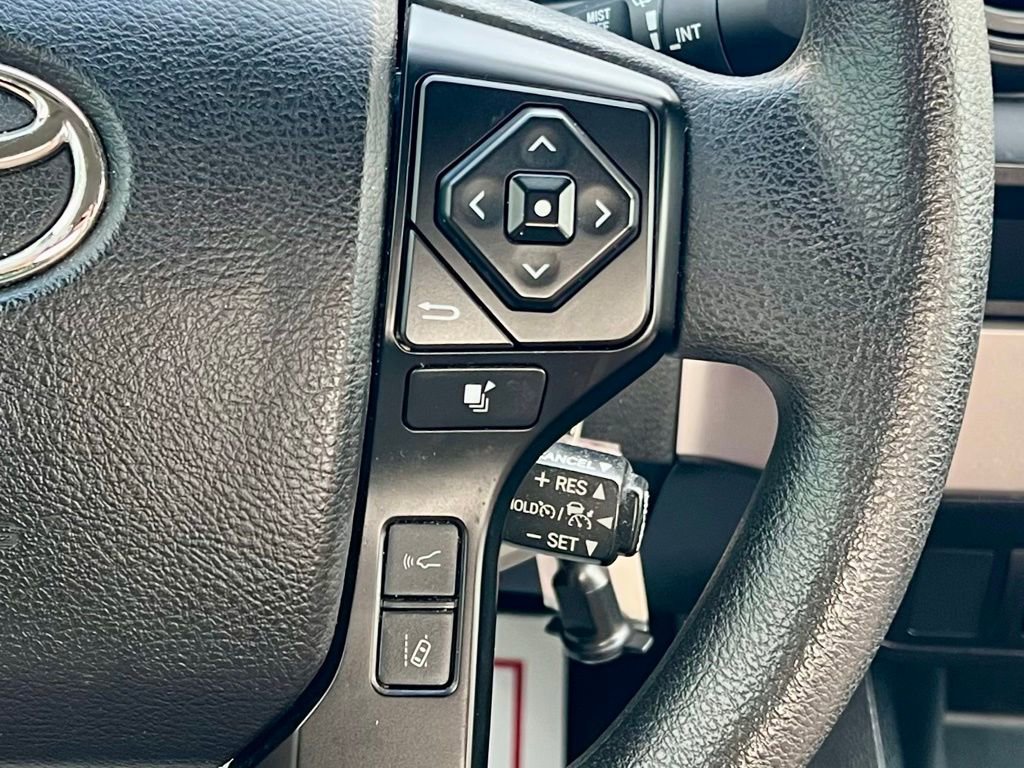 Used 2022 Toyota Tacoma SR image 16