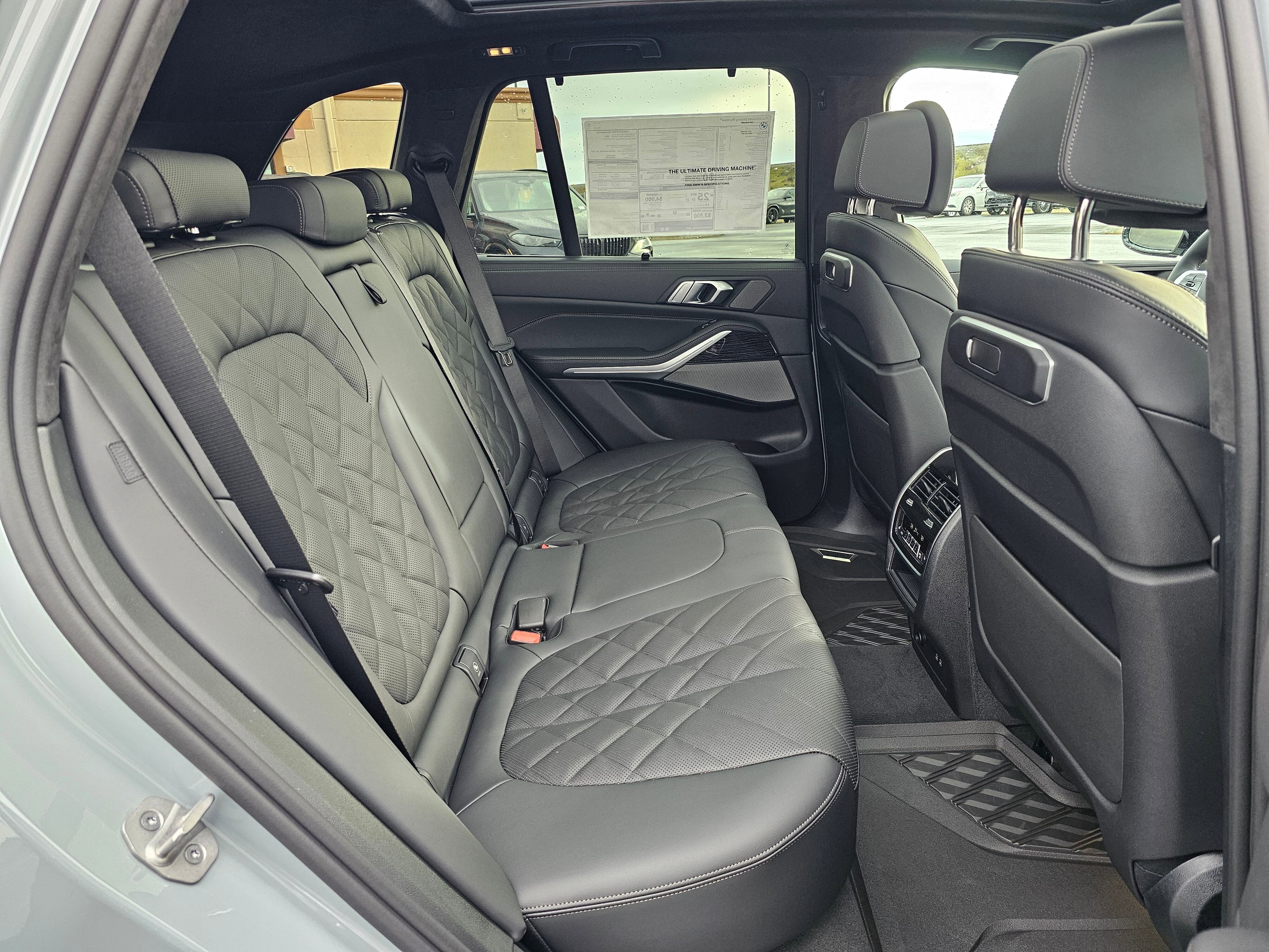 New 2026 BMW X5 xDrive40i w/ M Sport Package image 14