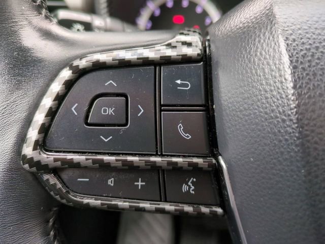 Used 2021 Toyota Highlander LE image 23