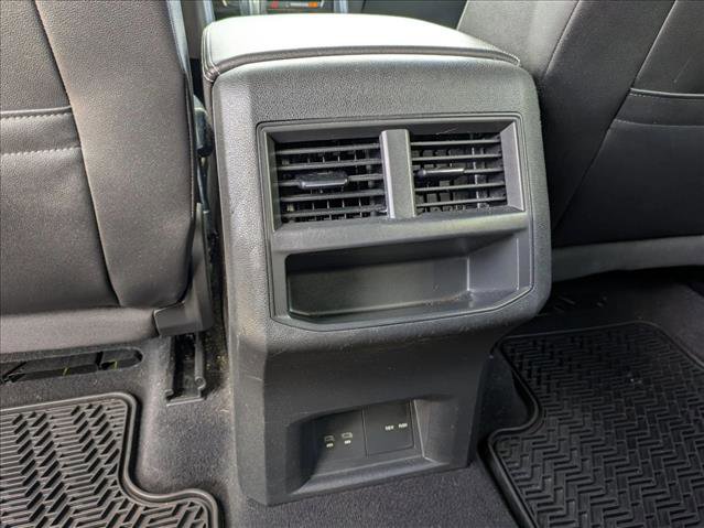 Used 2021 Volkswagen Atlas Cross Sport SEL image 17