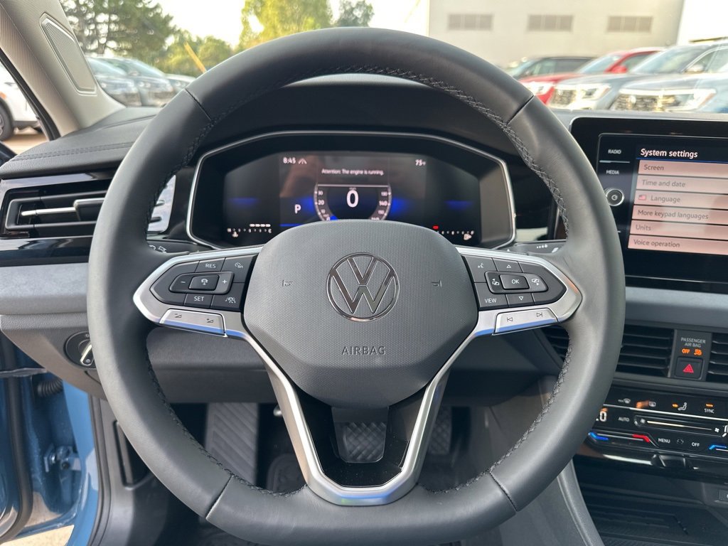 New 2025 Volkswagen Jetta SE image 15