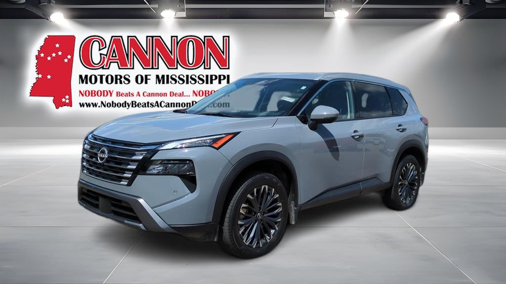 Used 2025 Nissan Rogue SL w/ Tech Package FWD image 1