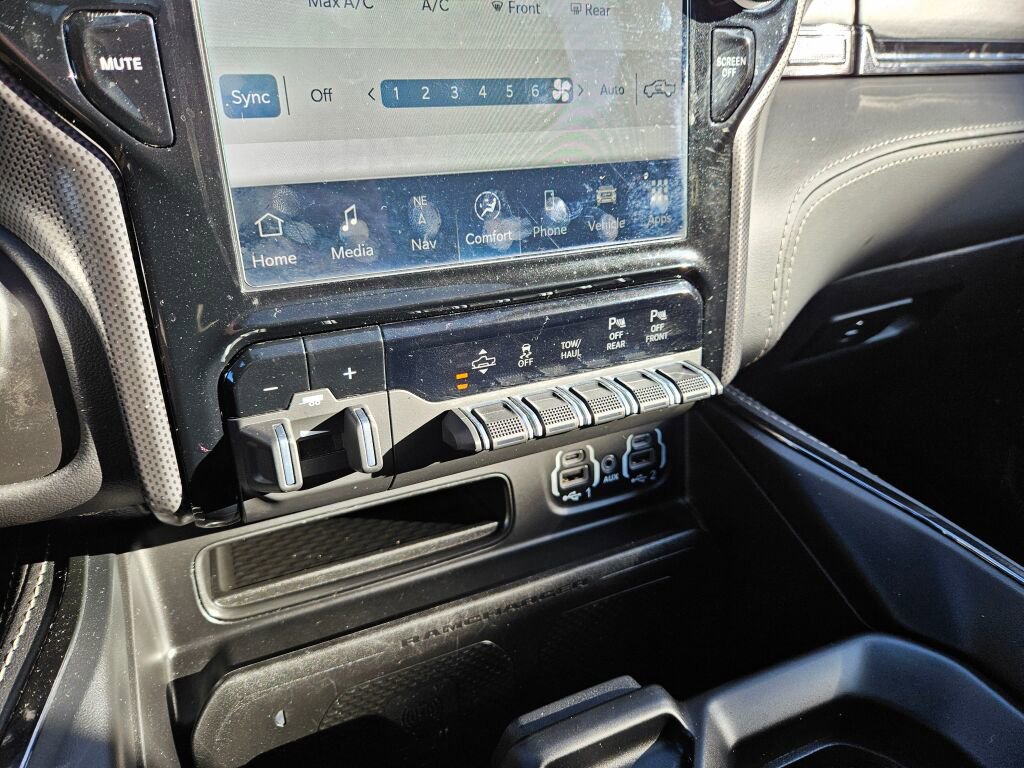 Used 2022 RAM 1500 Limited image 28