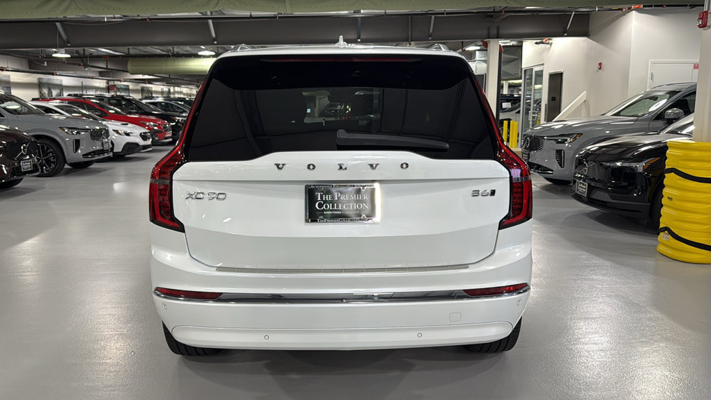 Certified 2026 Volvo XC90 B6 Plus AWD/4WD image 3