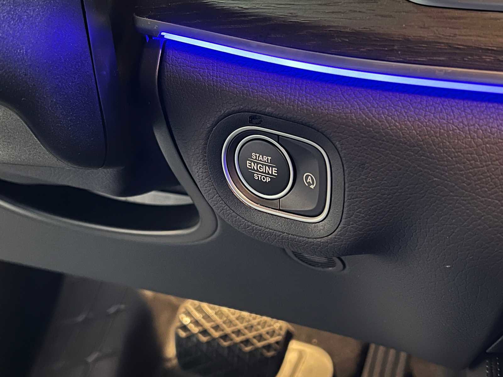 Used 2025 Mercedes-Benz GLE 350 4MATIC image 31