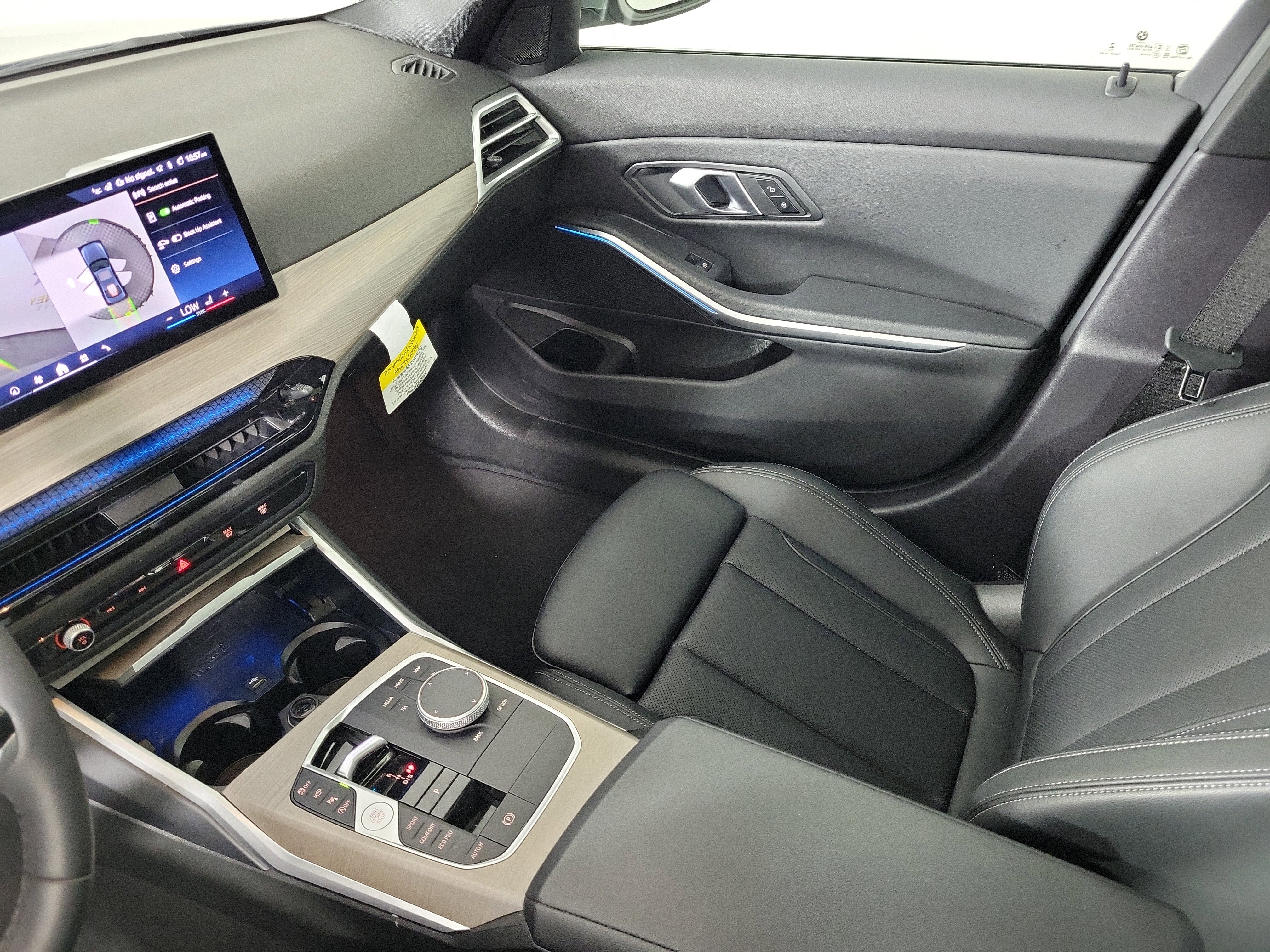 Certified 2025 BMW 330i xDrive Sedan w/ Premium Package image 23