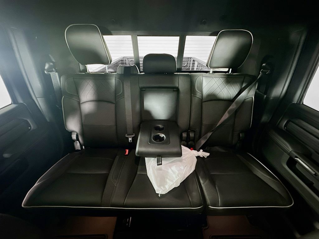 New 2026 RAM 2500 Limited w/ Towing Technology Group image 10