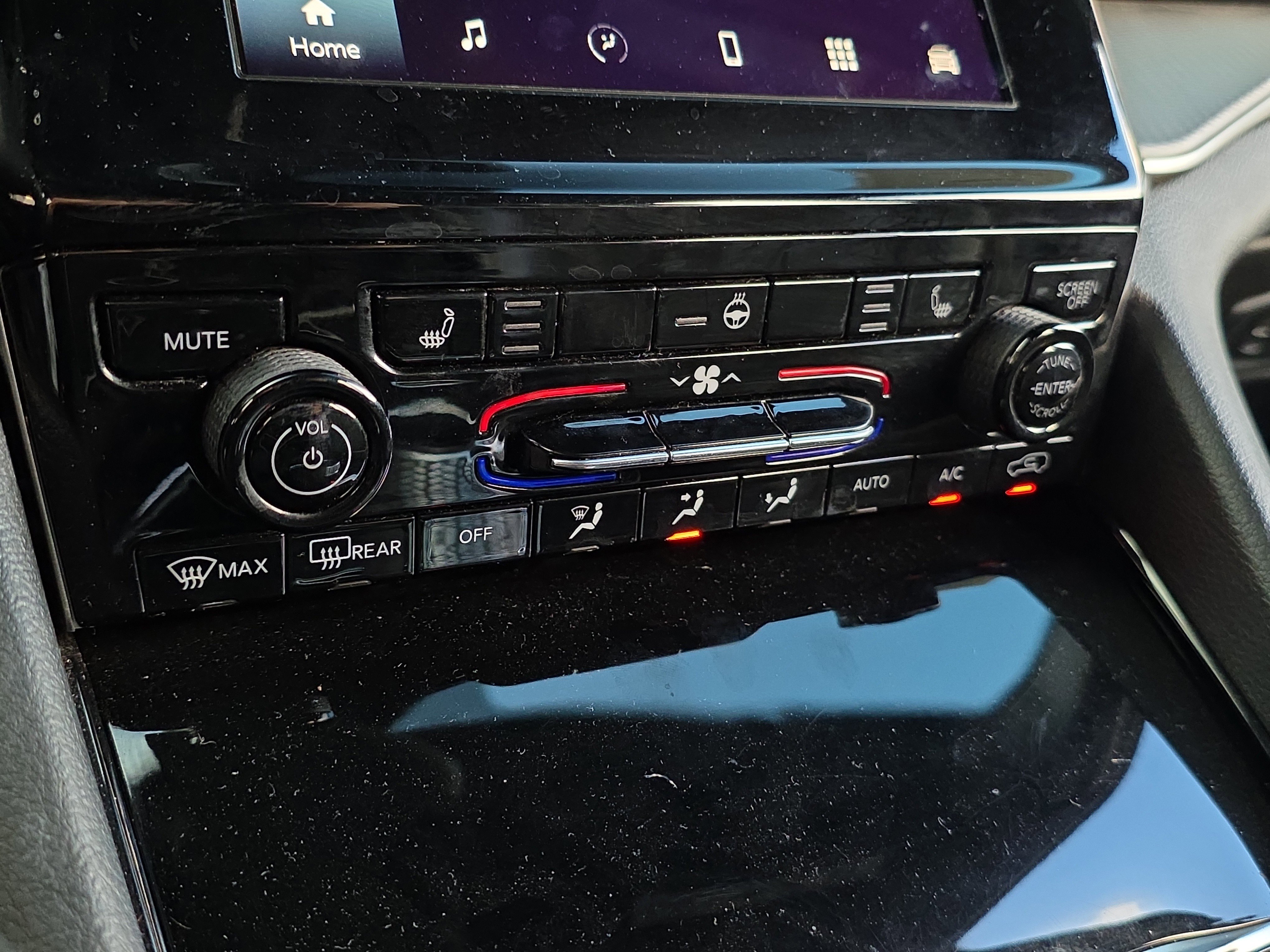 Used 2023 Jeep Grand Cherokee L Laredo image 20