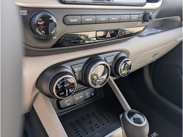 New 2026 Hyundai Venue SEL image 22