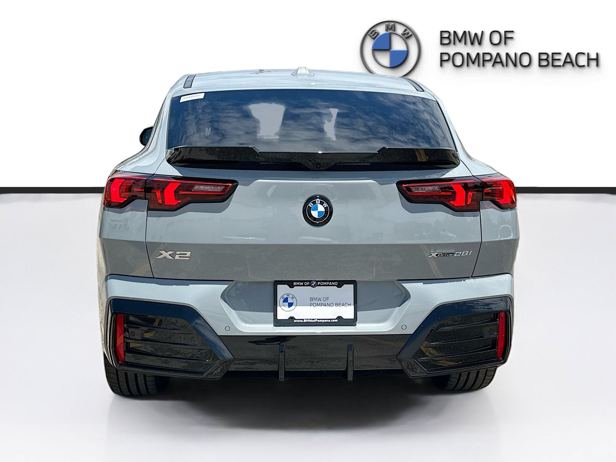 New 2026 BMW X2 xDrive28i w/ Technology Package AWD/4WD image 5