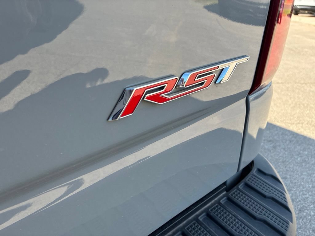 Certified 2025 Chevrolet Silverado 1500 RST w/ Protection Package AWD/4WD image 17