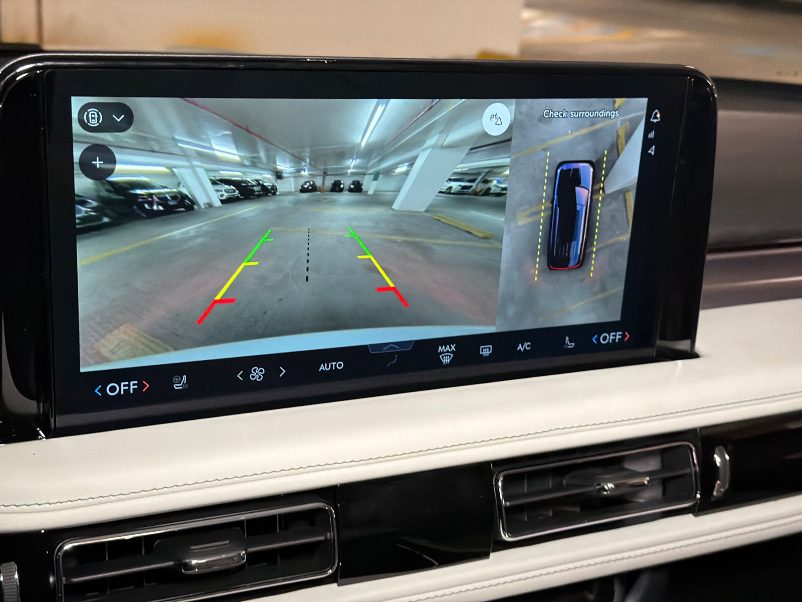 New 2027 Lincoln Aviator AWD image 29