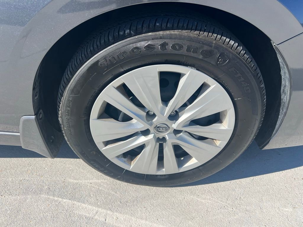 Used 2024 Nissan Sentra S image 21