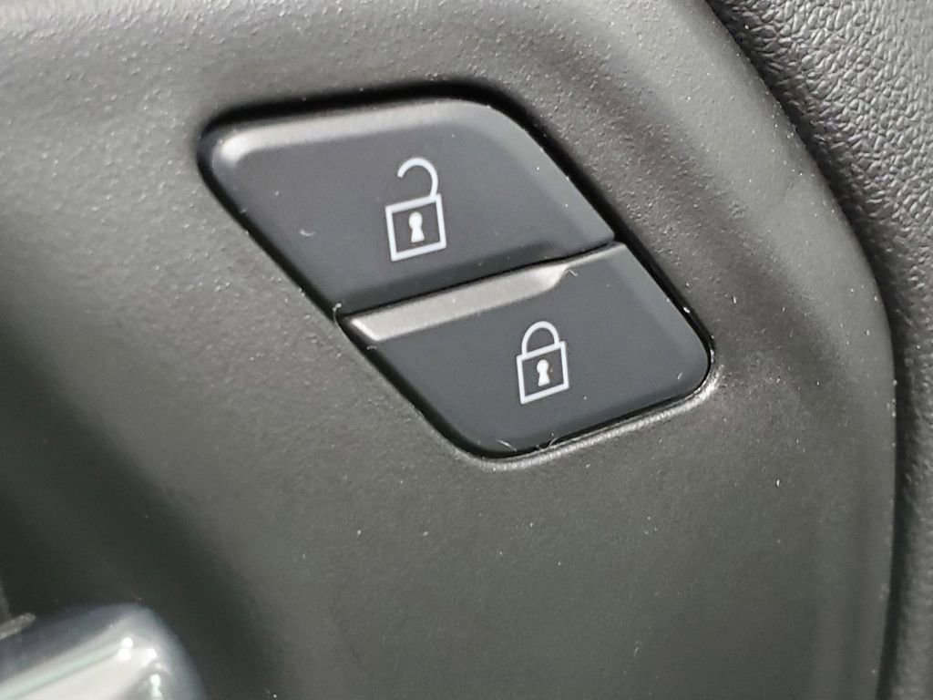 Used 2024 Chevrolet Silverado 1500 Custom image 28