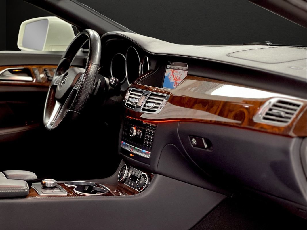 Used 2014 Mercedes-Benz CLS 550 4MATIC image 21