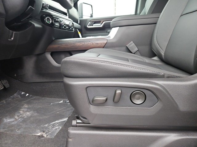 New 2026 GMC Sierra 2500 SLT w/ SLT Convenience Package image 28