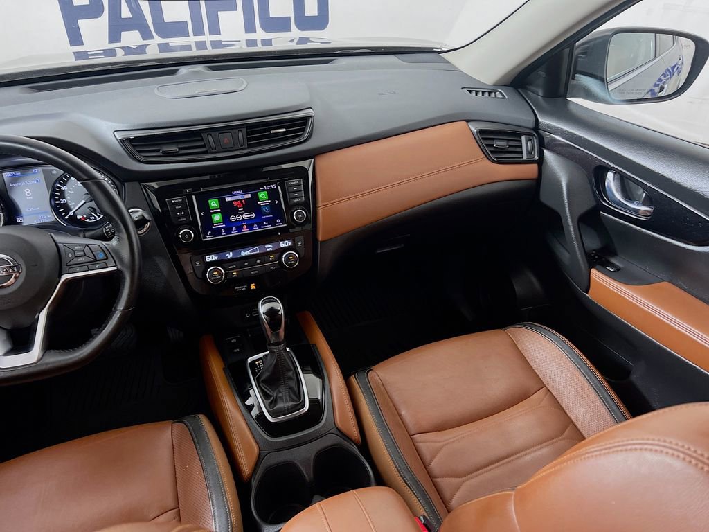 Used 2018 Nissan Rogue SL w/ Premium Package AWD/4WD image 32