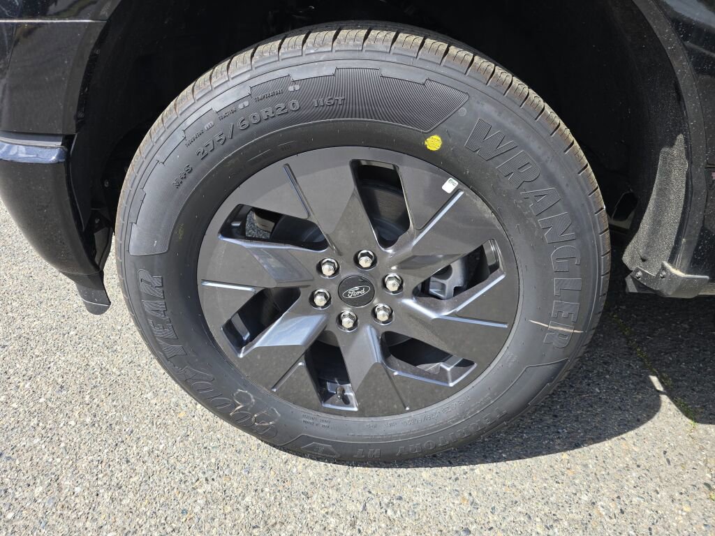 New 2025 Ford F150 Lightning Flash AWD/4WD image 10