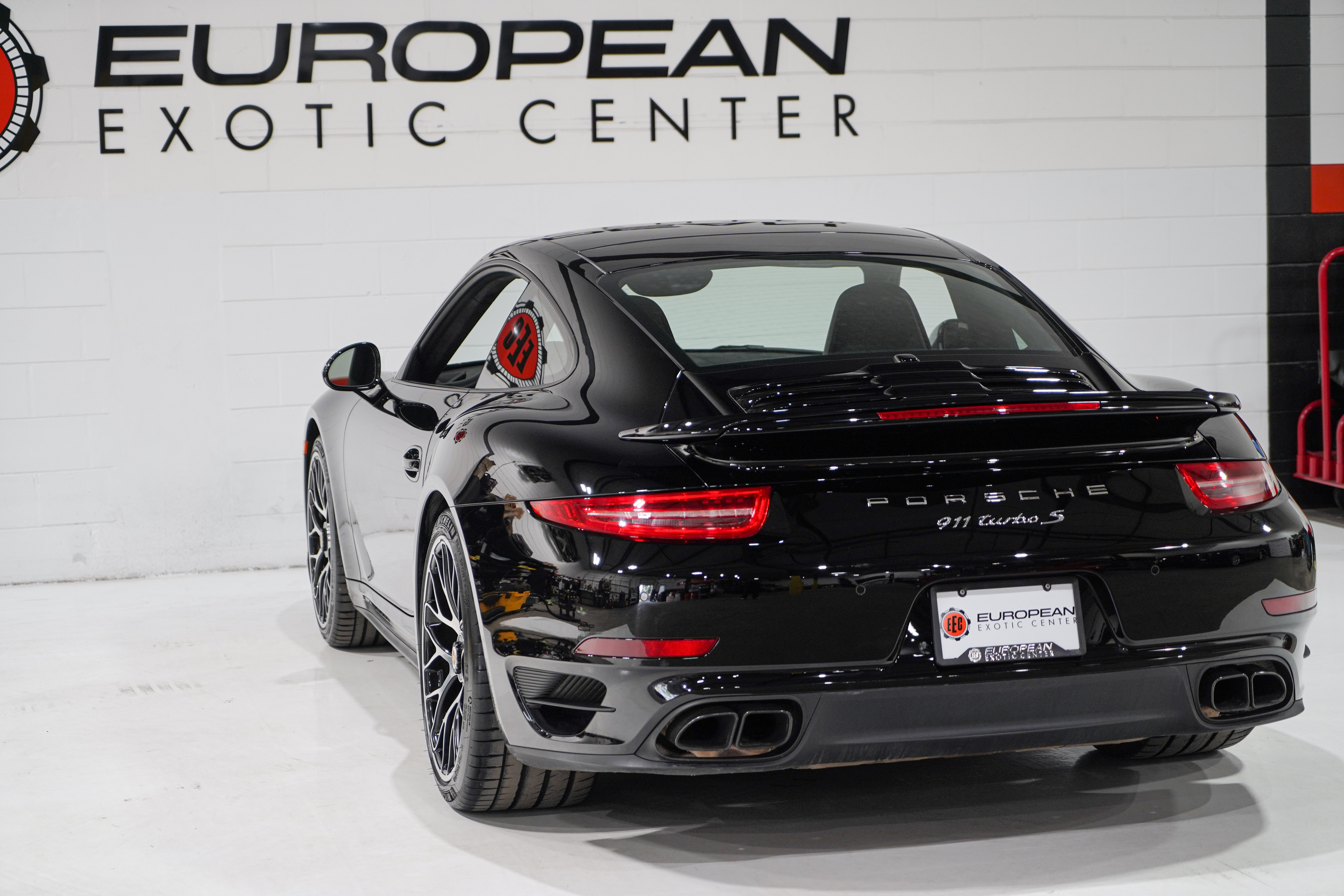 Used 2014 Porsche 911 Turbo S AWD/4WD image 37