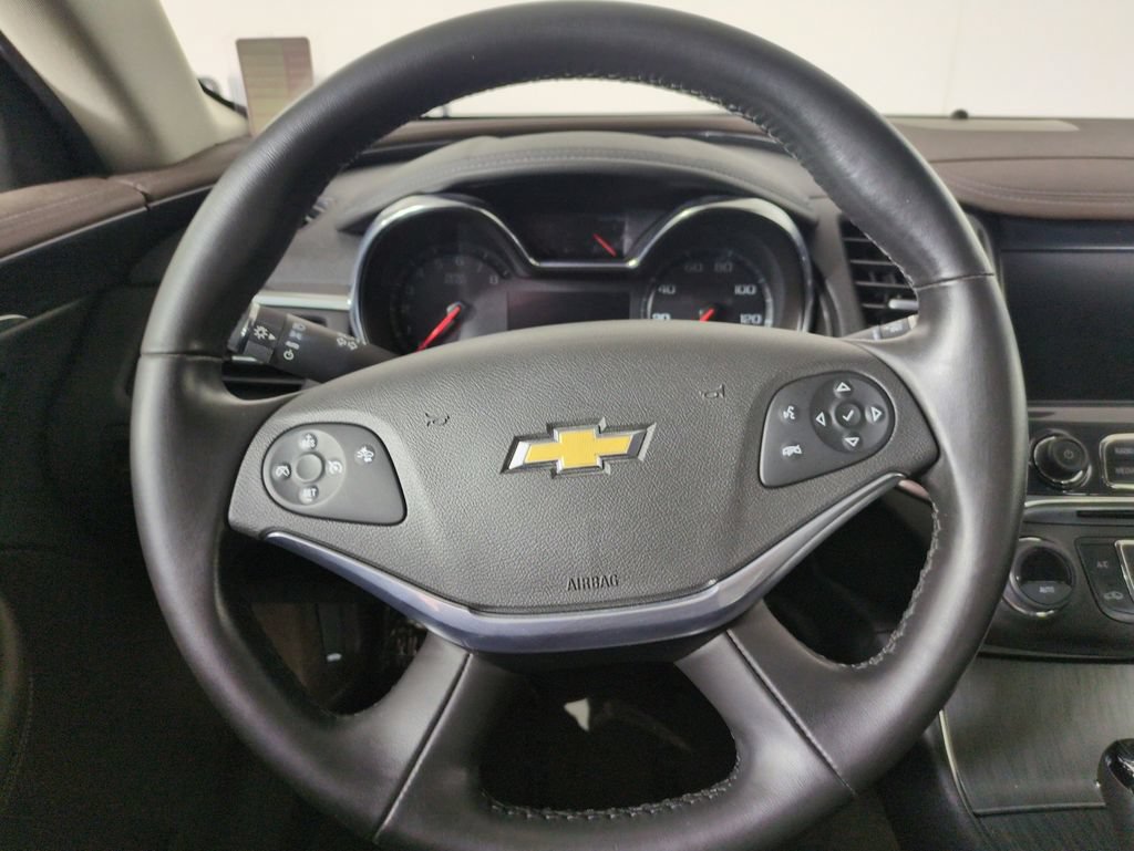Used 2014 Chevrolet Impala LT w/ Premium Seating Package FWD image 14