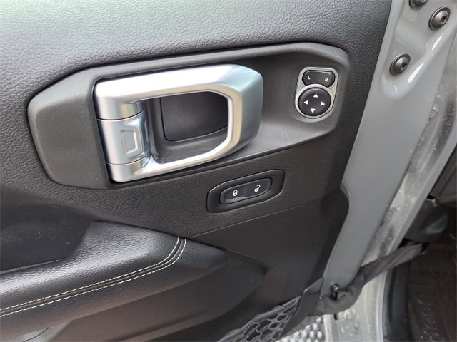 Used 2021 Jeep Wrangler Unlimited Sahara image 21