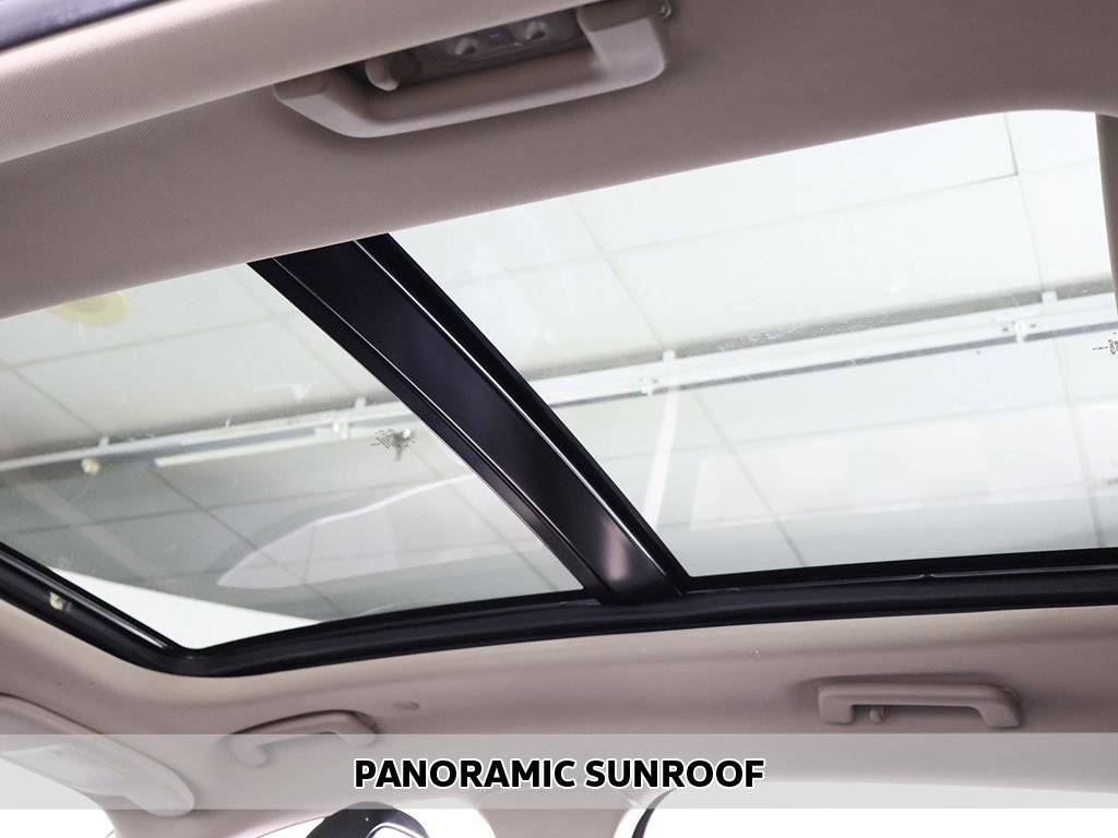 Used 2023 Lincoln Nautilus Reserve image 4